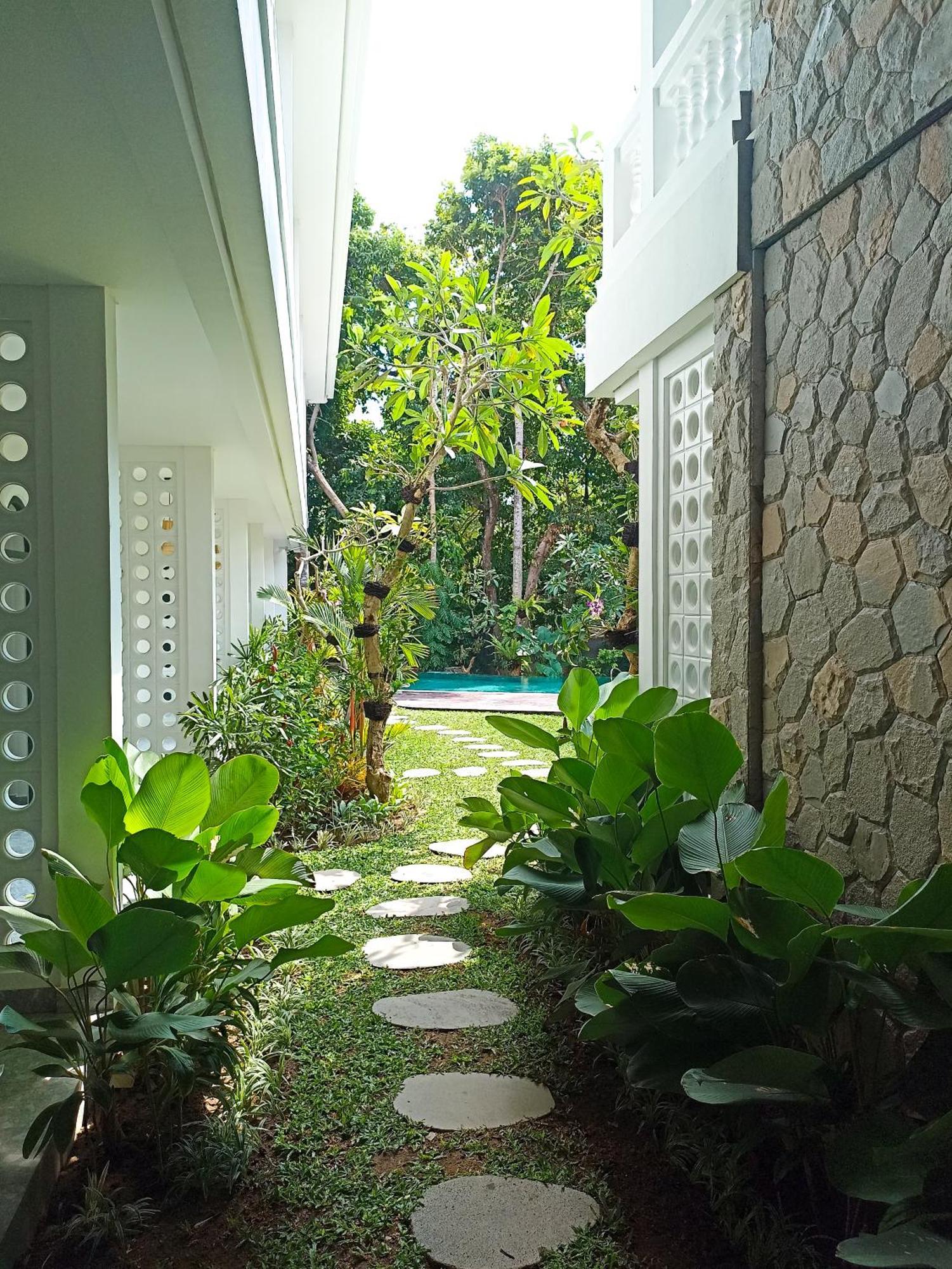 Casa De Ozora Hotel Munggu Buitenkant foto